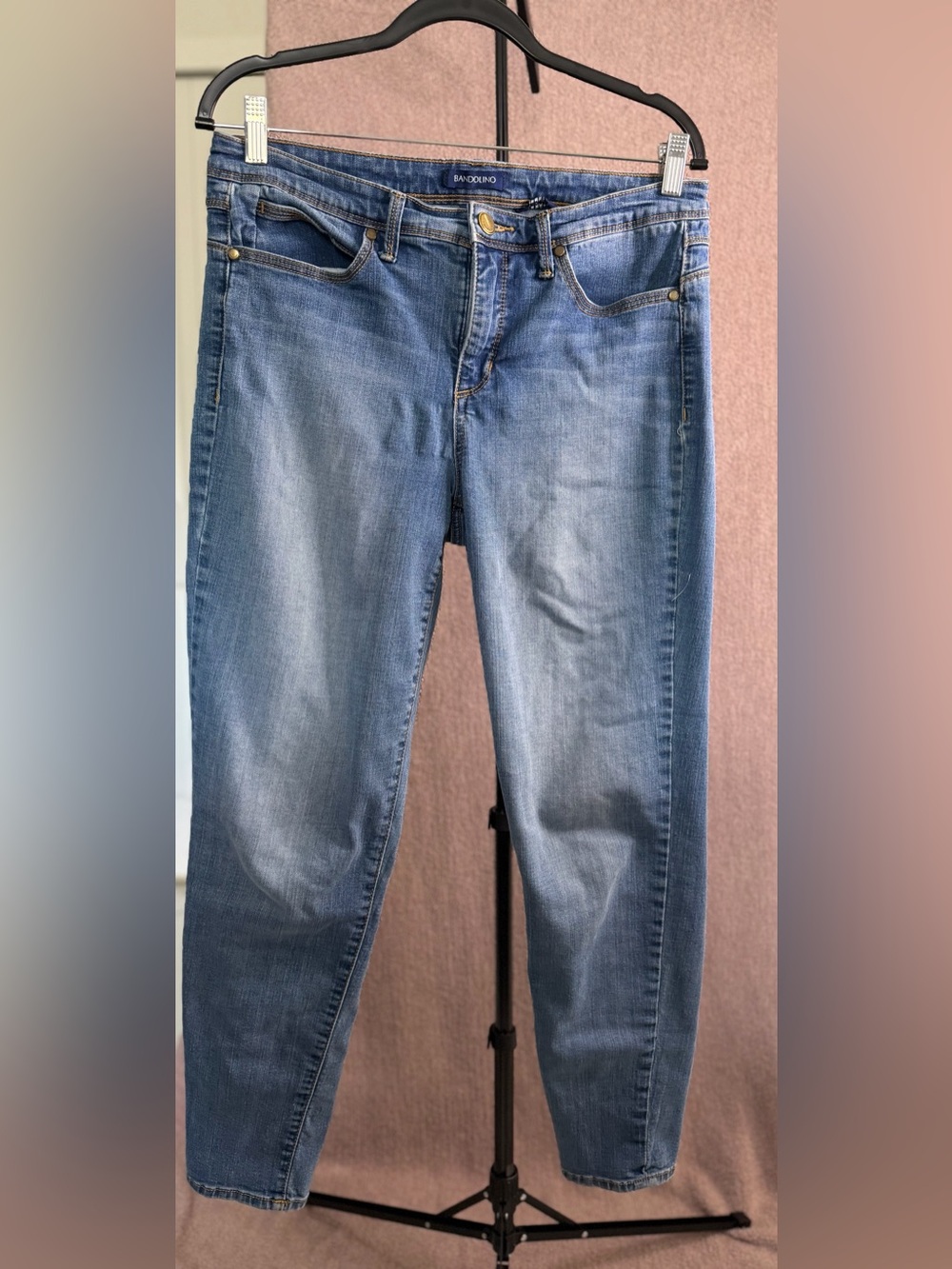Bandolino Lisbeth Slim Straight Jeans Size 10 Medium Wash